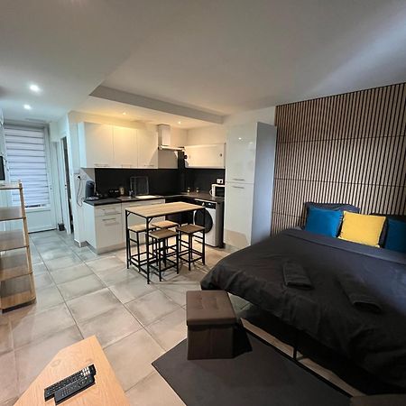 Studio Confortable Avec Balcon Villeneuve-sur-Lot Dış mekan fotoğraf