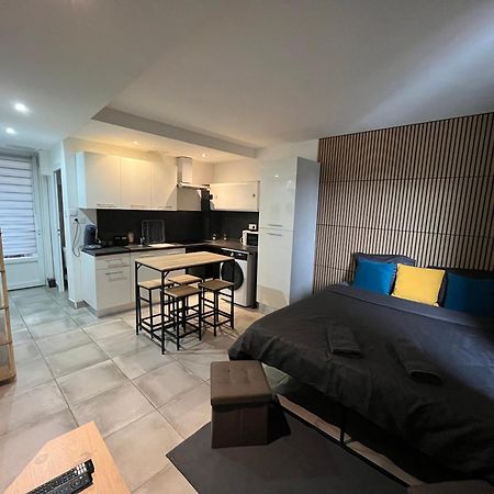 Studio Confortable Avec Balcon Villeneuve-sur-Lot Dış mekan fotoğraf