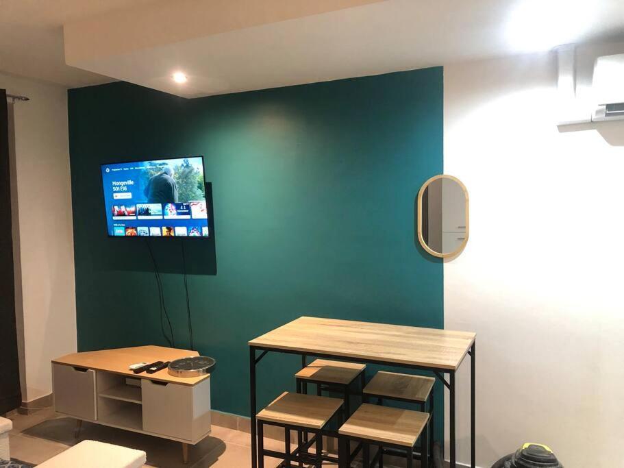 Studio Confortable Avec Balcon Villeneuve-sur-Lot Dış mekan fotoğraf